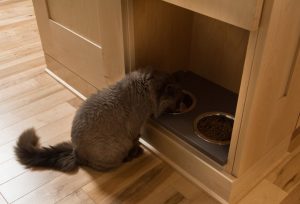 eating-area-under-the-cabinet